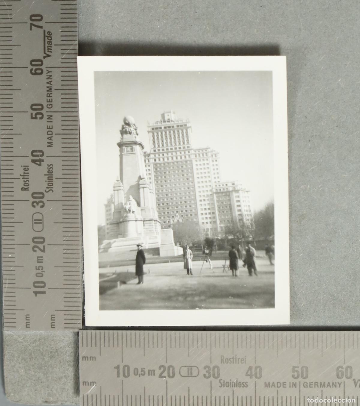Fotograf&iacute;a antigua: FOTOGRAFIA. Madrid - Plaza de Espa&ntilde;a - Monumento a Cervantes 1952