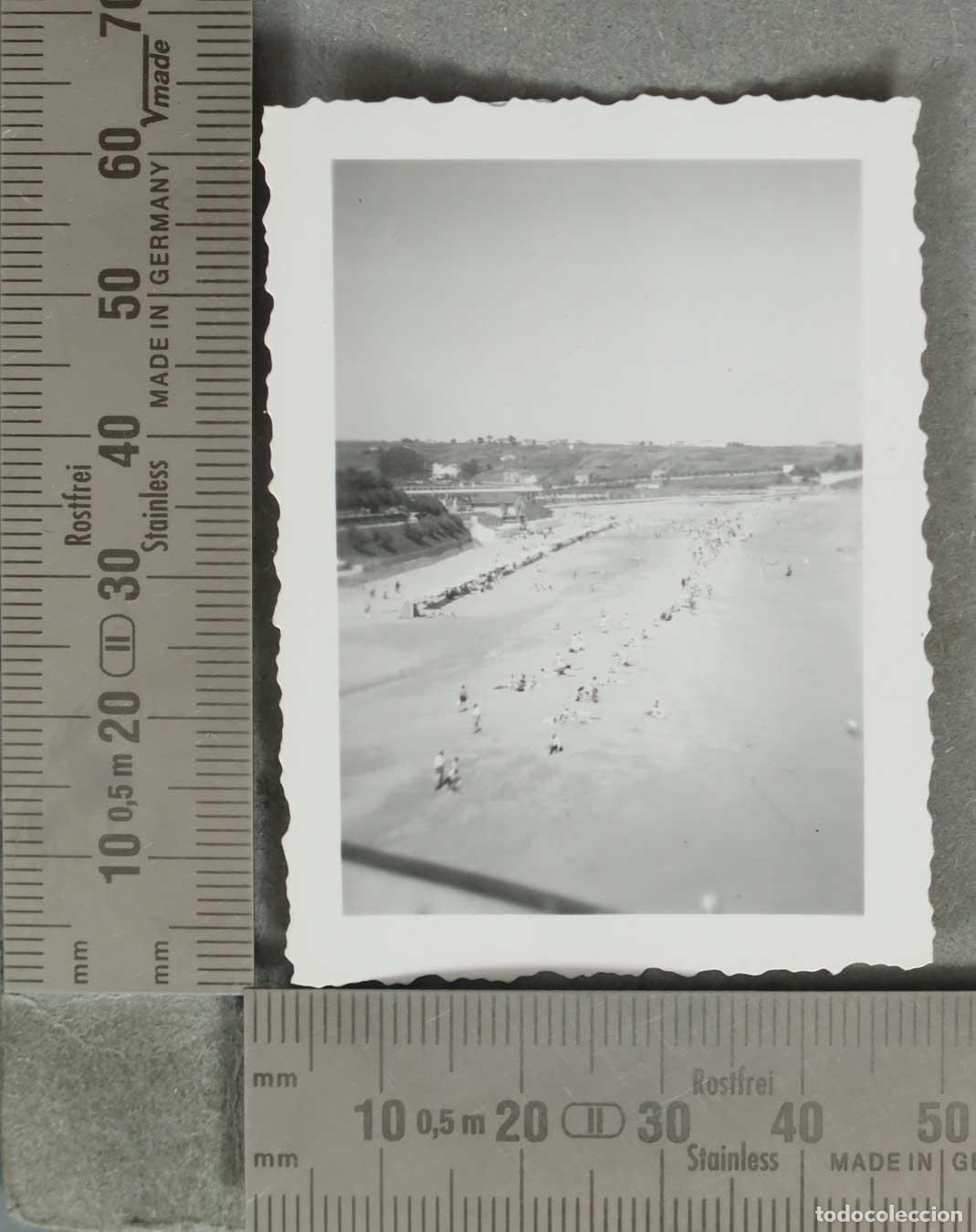 Fotograf&iacute;a antigua: FOTOGRAFIA. &iquest;PLAYA COMILLAS? HACIA 1950