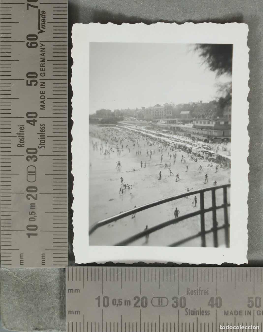 Fotograf&iacute;a antigua: FOTOGRAFIA. PLAYA &iquest;COMILLAS? HACIA 1950