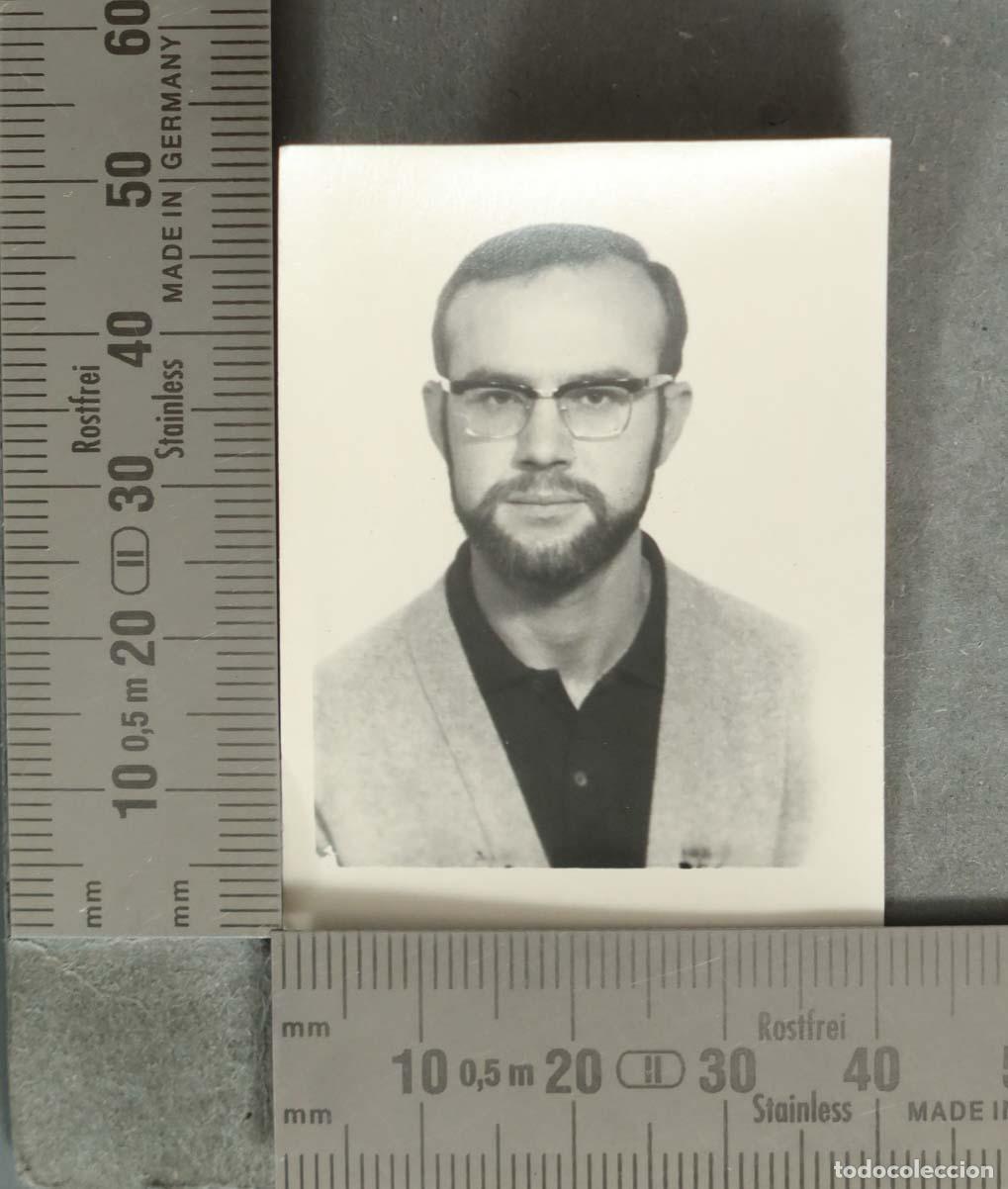 Antique Photography: FOTOGRAFIA CARNET HOMBRE.