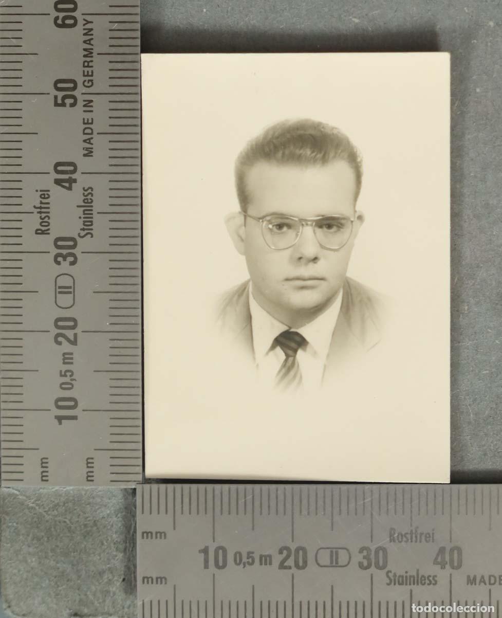Fotograf&iacute;a antigua: FOTOGRAFIA. RETRATO JOVEN. HACIA 1950
