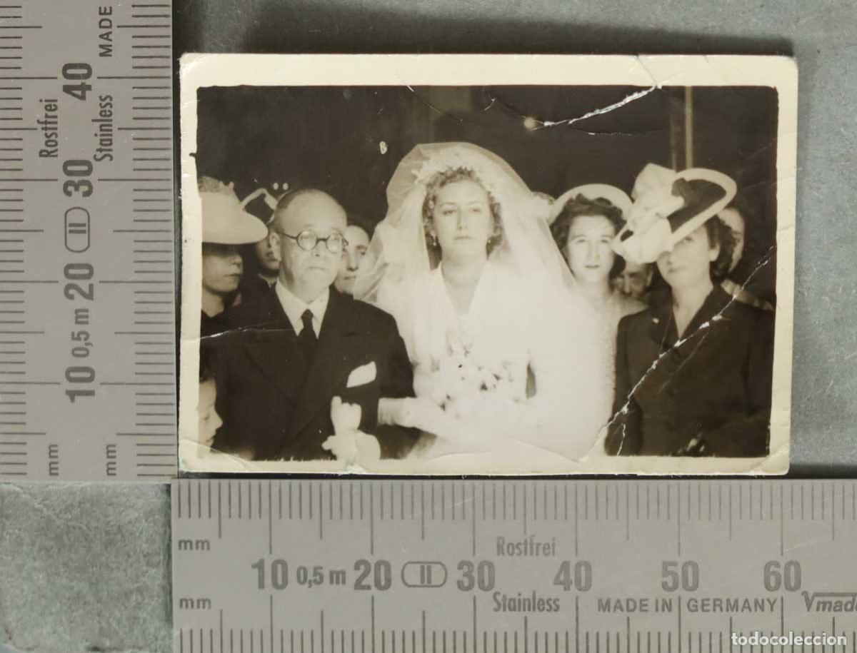 Fotograf&iacute;a antigua: FOTOGRAFIA. SALIDA BODA. hacia 1940