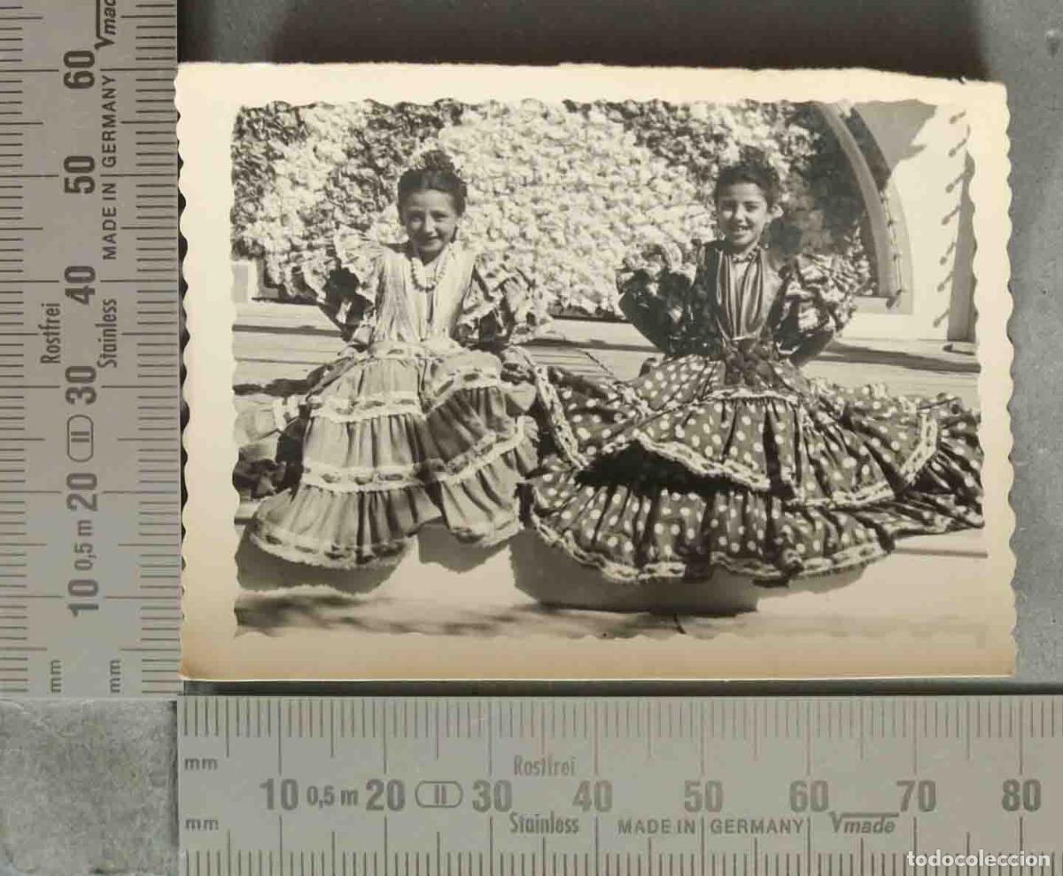 Fotograf&iacute;a antigua: FOTOGRAFIA. NI&Ntilde;AS FERIA DE ABRIL hacia 1940