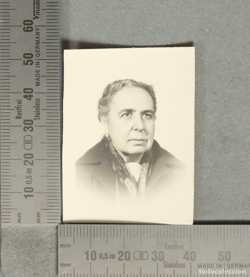 Fotograf&iacute;a antigua: FOTOGRAFIA. RETRATO SE&Ntilde;ORA HACIA 1950