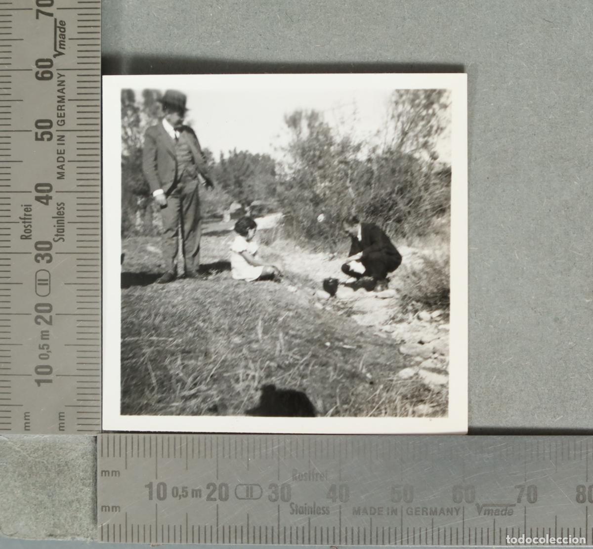 Fotograf&iacute;a antigua: FOTOGRAFIA. COMIENDO EN EL CAMPO hacia 1920