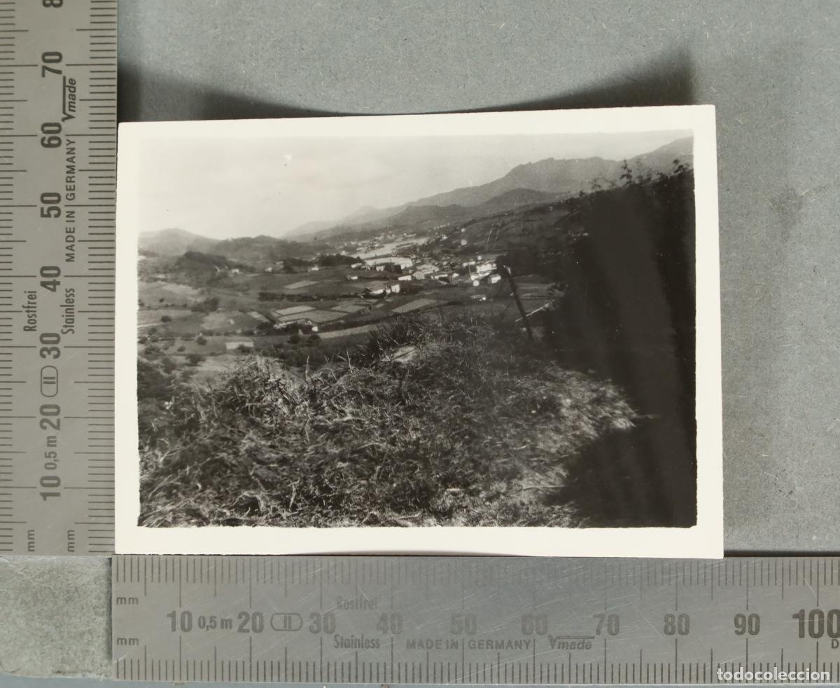 Fotograf&iacute;a antigua: FOTOGRAFIA VISTA PUEBLO DEL NORTE rural de valle y monta&ntilde;as hacia 1930