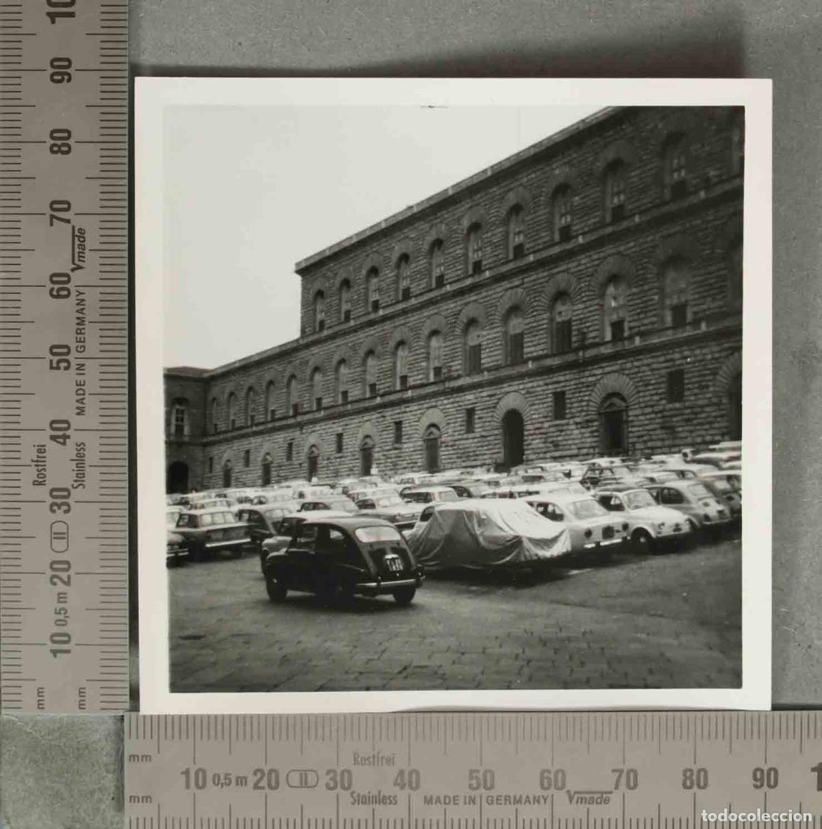 Fotograf&iacute;a antigua: FOTOGRAFIA. firenze. palazzo pitti. VEHICULOS. HACIA 1950