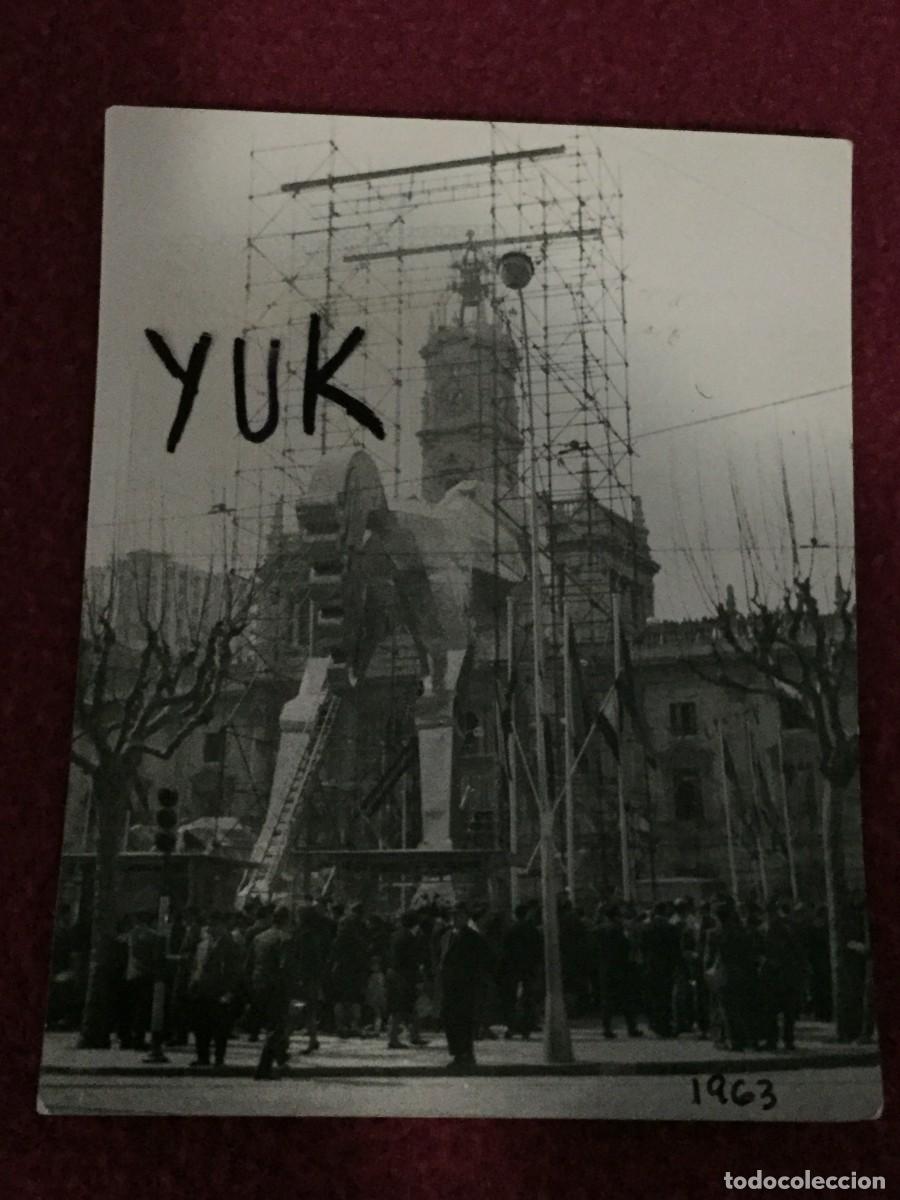 Fotograf&iacute;a antigua: FOTO FOTOGRAFIA DEL MONTAJE DE LA FALLA DE LA PLAZA DEL CAUDILLO 1963 - FALLAS DE VALENCIA