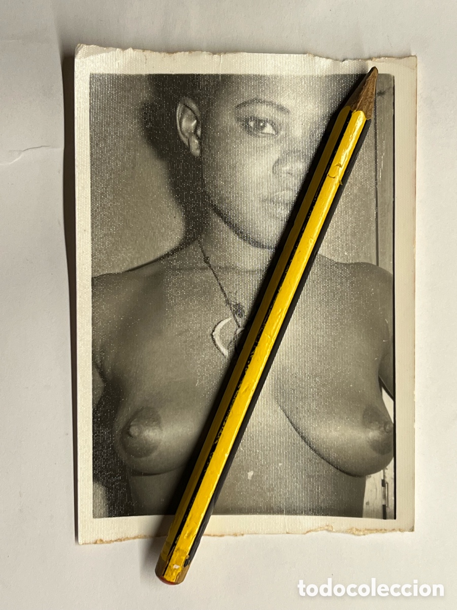 Fotograf&iacute;a antigua: EROTISMO y Sexualidad.. Fotograf&iacute;a adultos (h.1960?) Med&iacute;das: 7,5 x 10,5 cm.,
