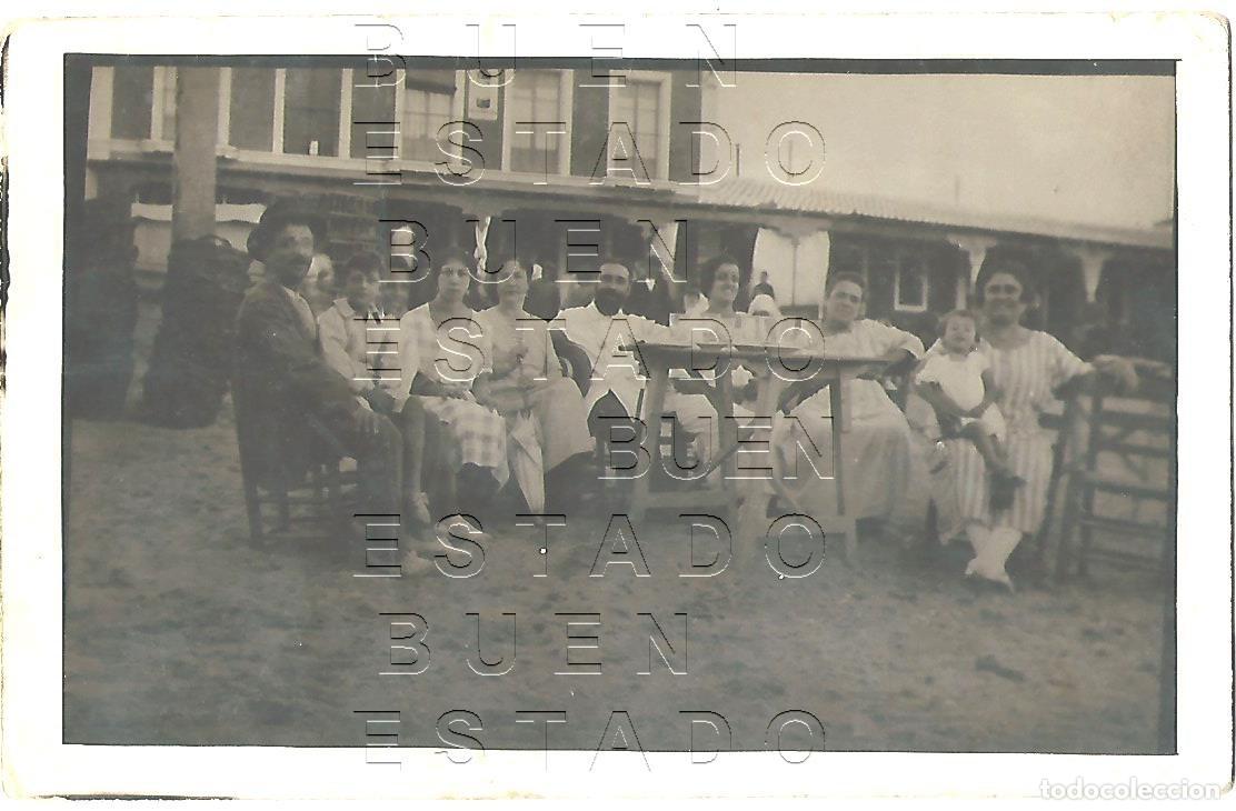 Fotograf&iacute;a antigua: SEVILLA FAMILIA PRACTICANTE JULIO MOYA ESCRIVA 14X9 FOTOGRAFIA M56