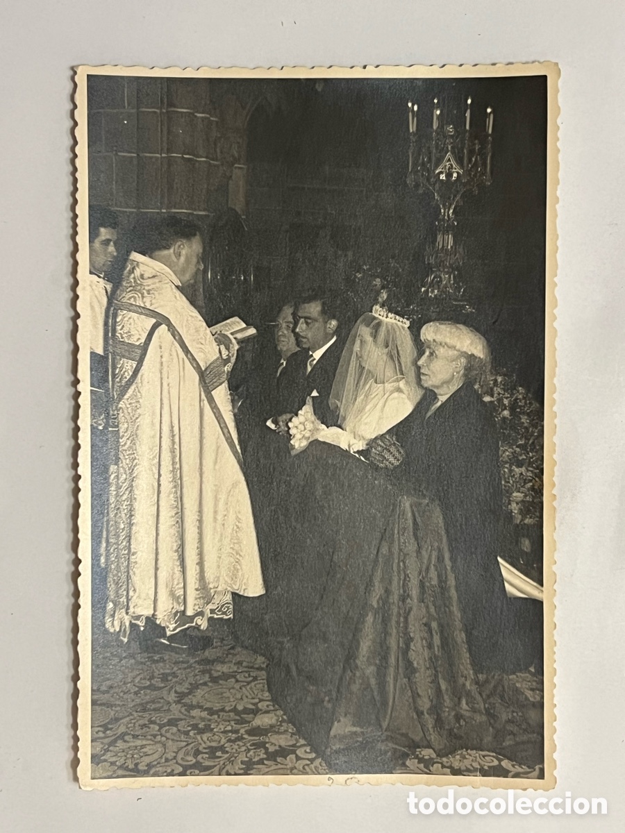 Fotografia antiga: BILBAO.. Fotograf&iacute;a D&iacute;a de Boda en la vieja Catedral.. Fotos Jos&eacute; Recalde (h.1950?)