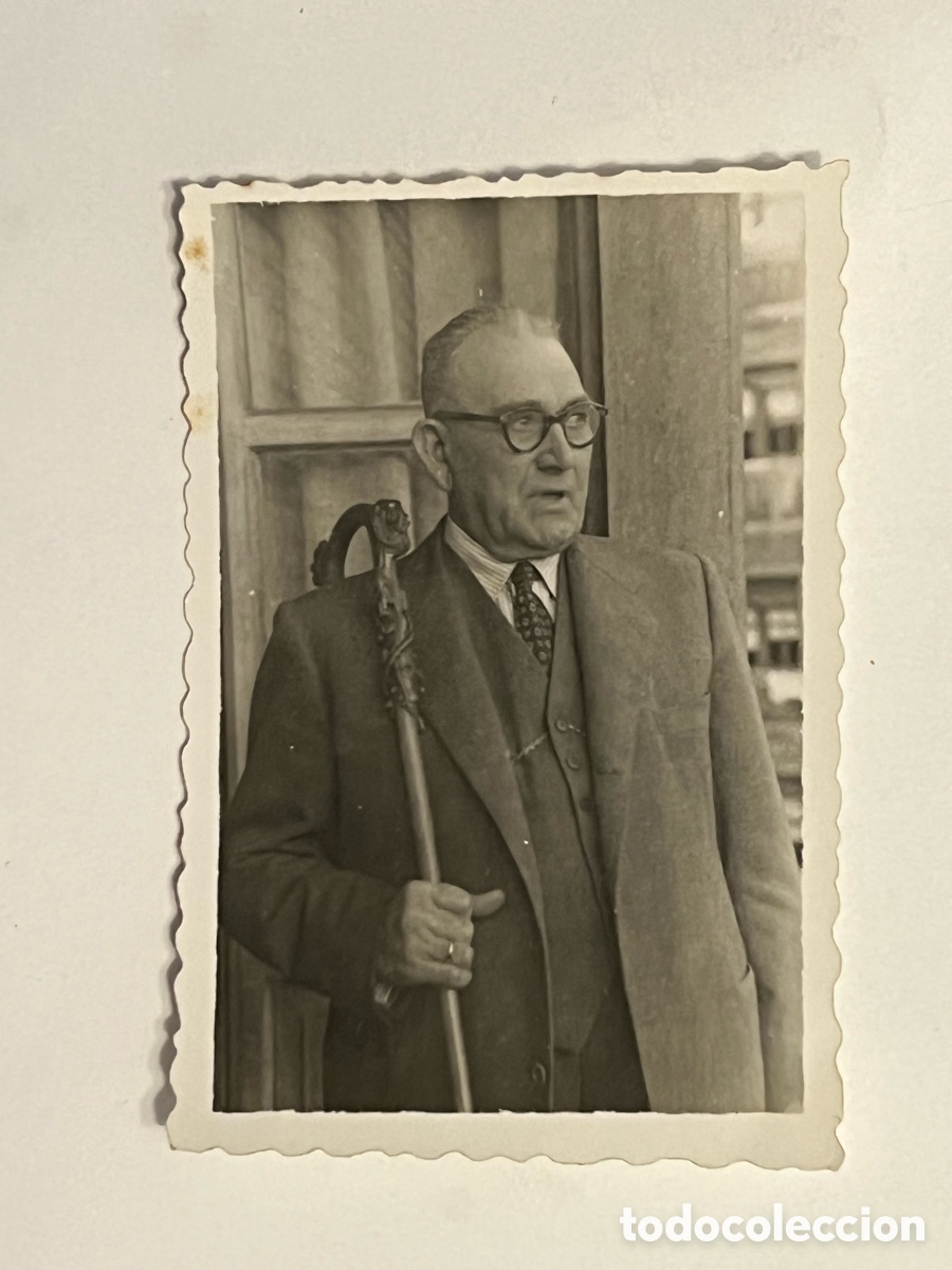 Fotografia antiga: FOTOGRAF&Iacute;A. El caballero del Bast&oacute;n.. (h.1950?)