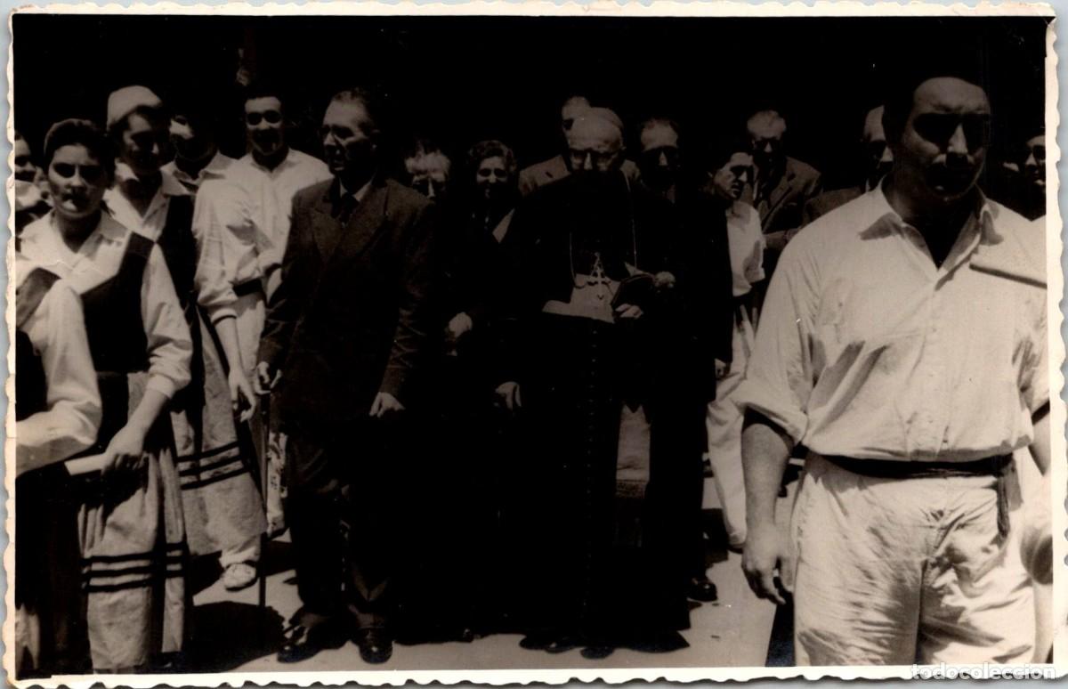 Fotograf&iacute;a antigua: Santesteban (Navarra) -Corpus, San Pedro ?-Obispo-Comitiva-Trajes Tradicionales-Fotograf&iacute;a -130x85mm