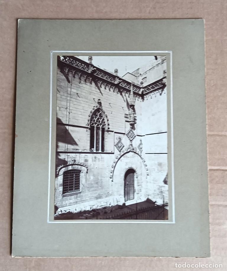 Alte Fotografie: Fotograf&iacute;a fachada g&oacute;tica del la CASA DE LA CIUTAT Ayuntamiento Barcelona