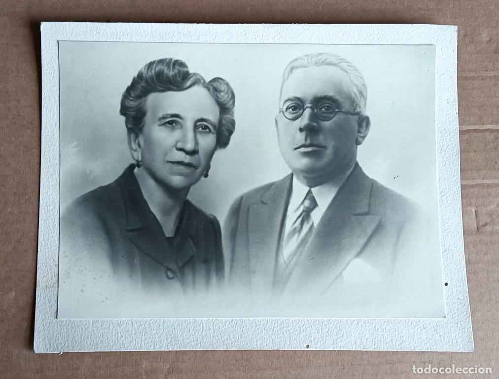 Antique Photography: Fotograf&iacute;a pareja a&ntilde;os 20 &ndash; 30 Seg&uacute;n la IA pueden ser Alber Cohn y su esposa Rachel Cohn-Mandes da C