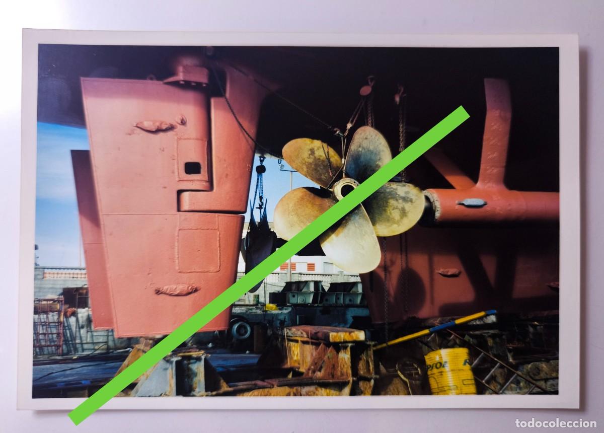 Fotograf&iacute;a antigua: Antigua fotograf&iacute;a. Reparaci&oacute;n Barco ferry de pasajeros y carga rodada Punta Europa. A&ntilde;os 90