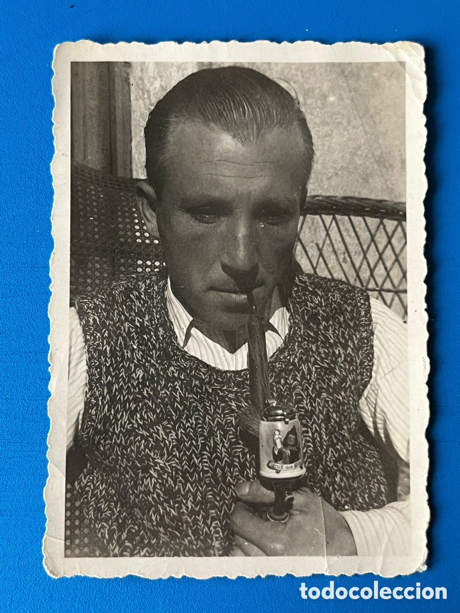 Alte Fotografie: Fotograf&iacute;a antigua en blanco y negro - Hombre con pipa