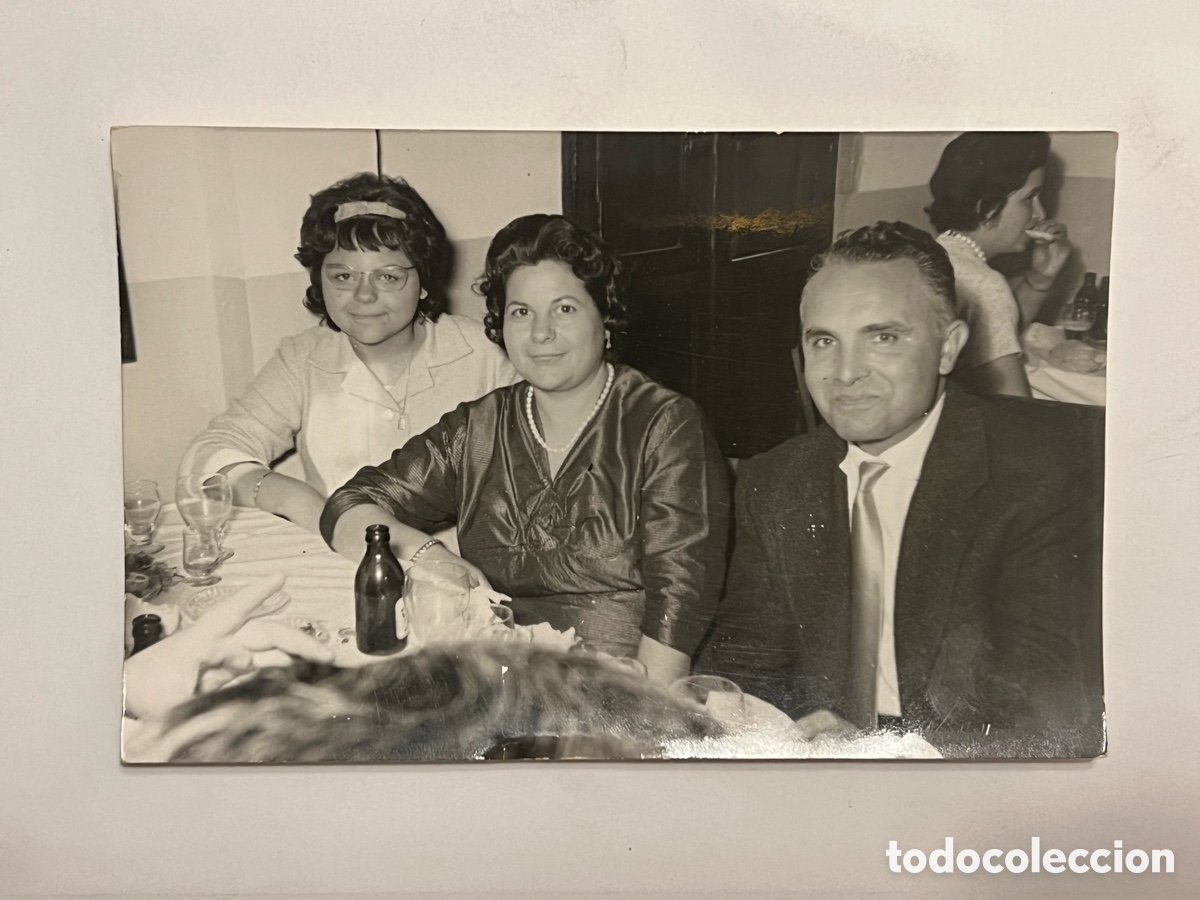 Alte Fotografie: CABA&Ntilde;AL, Valencia. Gente del Barrio un d&iacute;a de celebraci&oacute;n.. Foto Eliomi, Calle Escalante (h.1960?)
