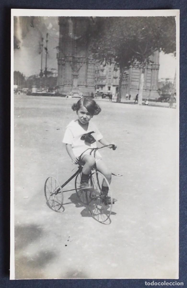 Fotograf&iacute;a antigua: ANTIGUA FOTOGRAF&Iacute;A DE NI&Ntilde;O CON TRICICLO. BARCELONA