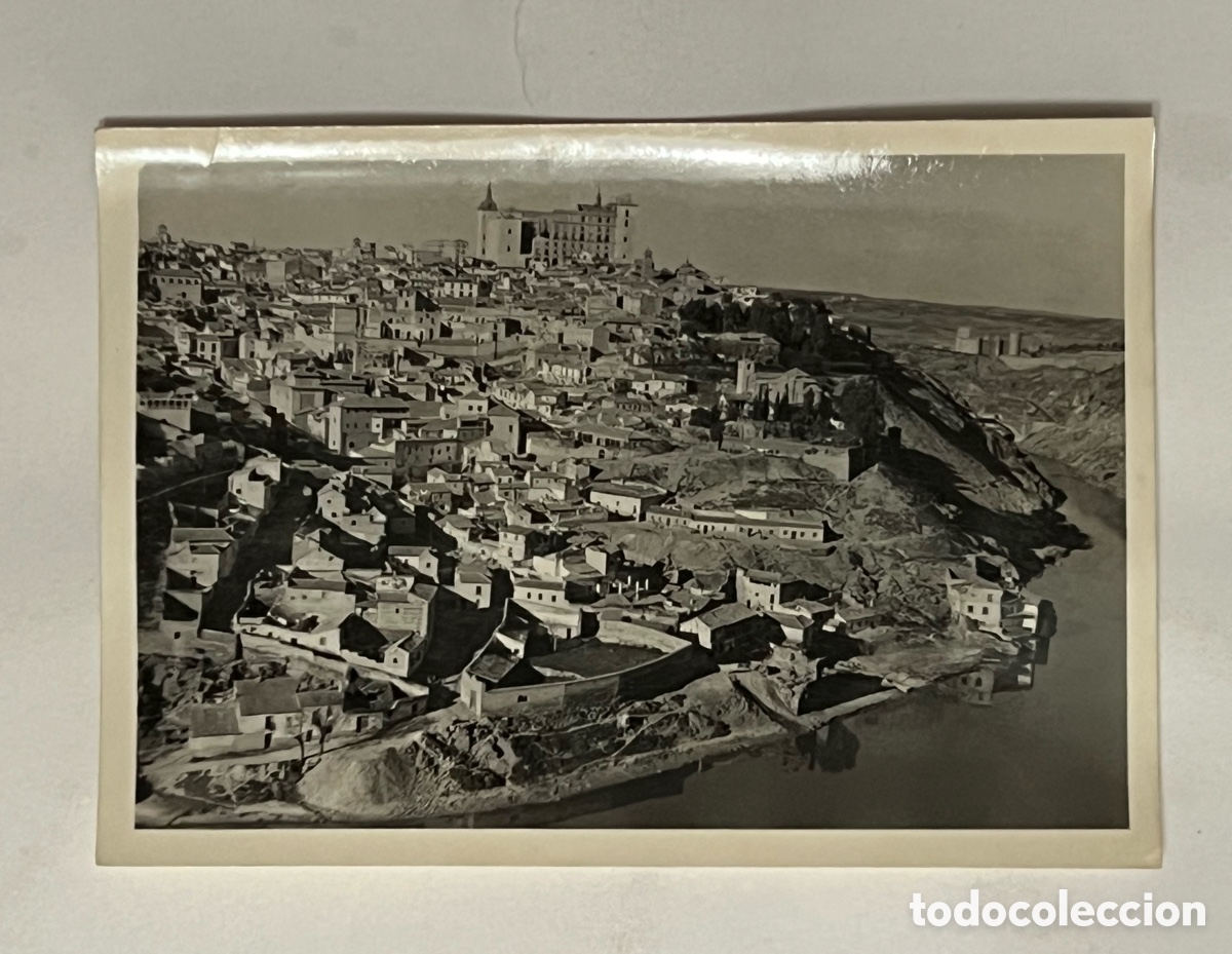 Fotograf&iacute;a antigua: TOLEDO. Fotograf&iacute;a antigua Vista Panor&aacute;mica de la ciudad y el r&iacute;o Tajo&hellip; (h.1950?)