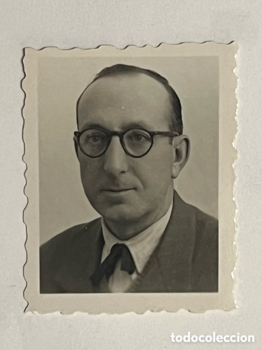 Fotograf&iacute;a antigua: FOTOMATON LAKARABA, &eacute;poca republicana Valencia.. Se&ntilde;or con gafas Quevedo (h.1935?)