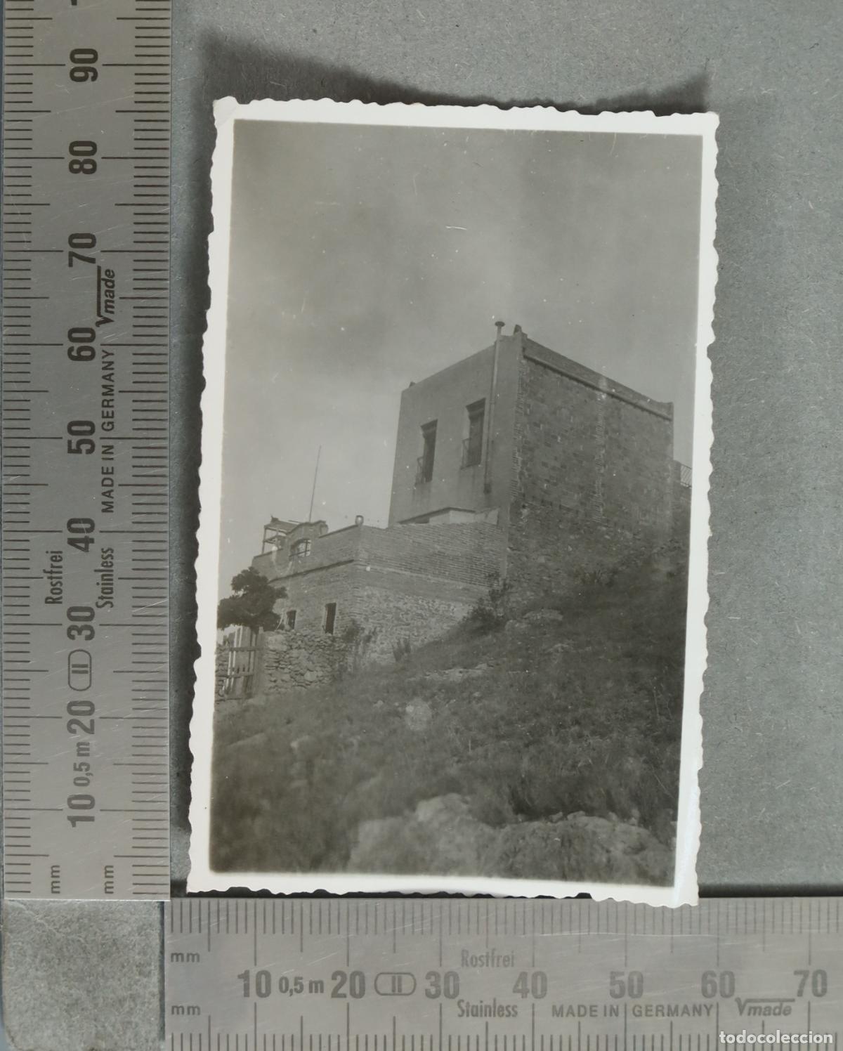 Fotograf&iacute;a antigua: FOTOGRAFIA. Edificio antiguo en la colina. CHALET. hacia 1930
