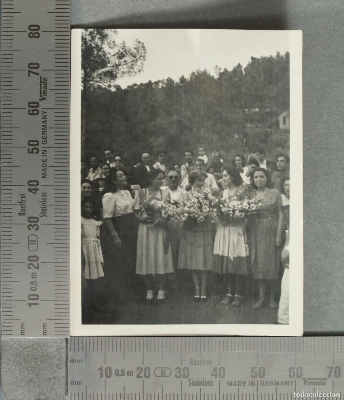 Photographie ancienne: FOTOGRAFIA. OFRENDA FLORAR. FESTIVIDAD. 1949
