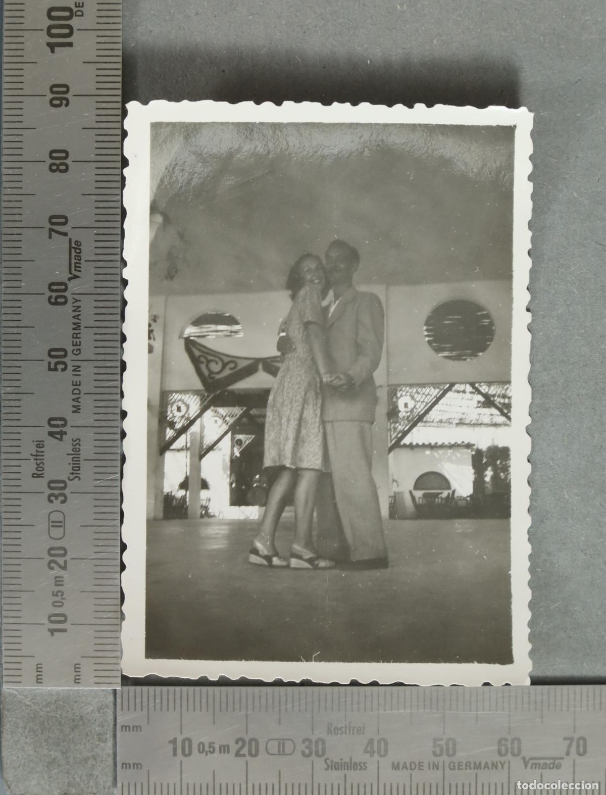 Fotograf&iacute;a antigua: FOTOGRAFIA. Pareja bailando en salon hacia 1940