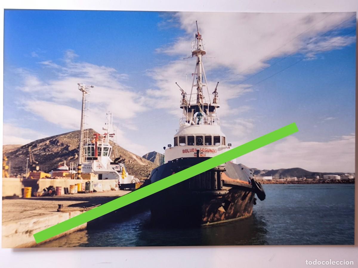 Fotograf&iacute;a antigua: Antigua fotograf&iacute;a. Barco remolcador Boluda Segundo. A&ntilde;os 90.