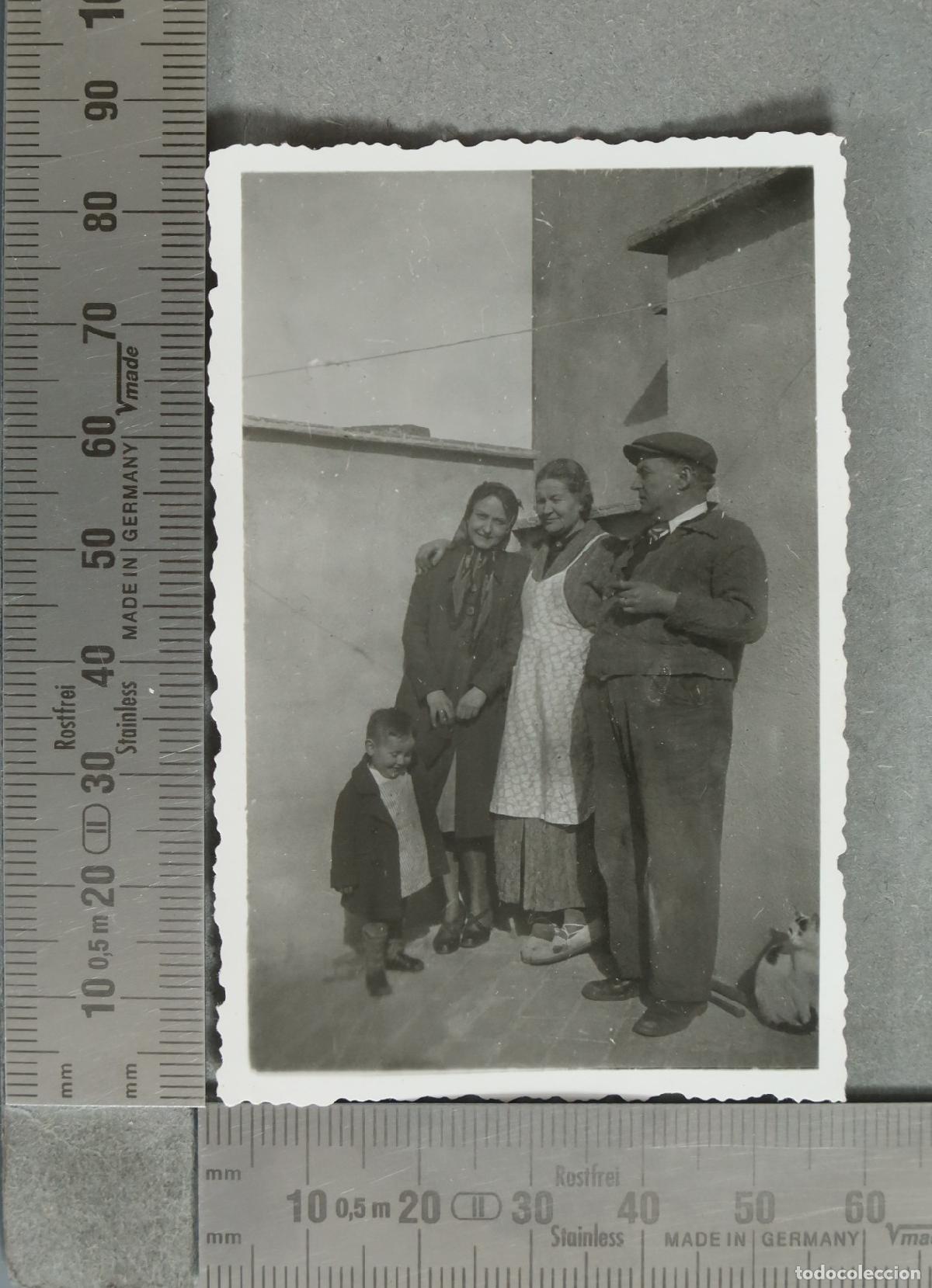 Fotograf&iacute;a antigua: FOTOGRAFIA. familia EN TERRAZA hacia 1940
