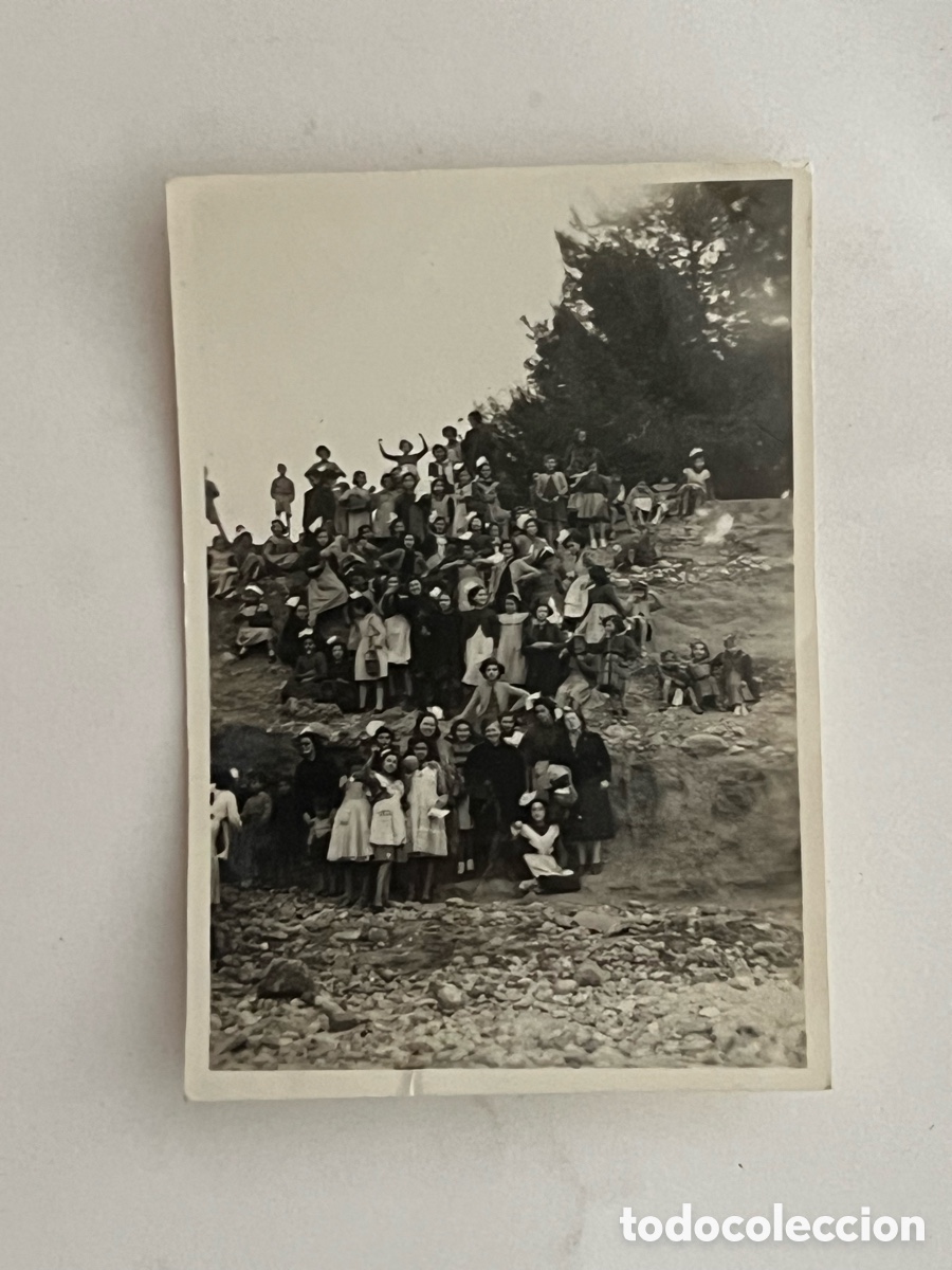 Fotograf&iacute;a antigua: CARLET (Valencia) Fotograf&iacute;a Reunion de mujeres valencianas&hellip; (h.1955?) Med&iacute;das: 6 x 8,5 cm