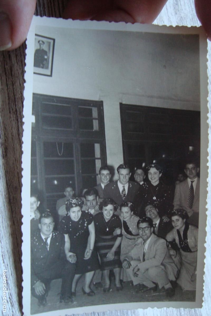 Fotograf&iacute;a antigua: ANTIGUA FOTOGRAFIA FIN DE A&Ntilde;O POSIT COOPERATIVA PESCADORES SERRALLO. FOTO VALLVE TARRAGONA 1953