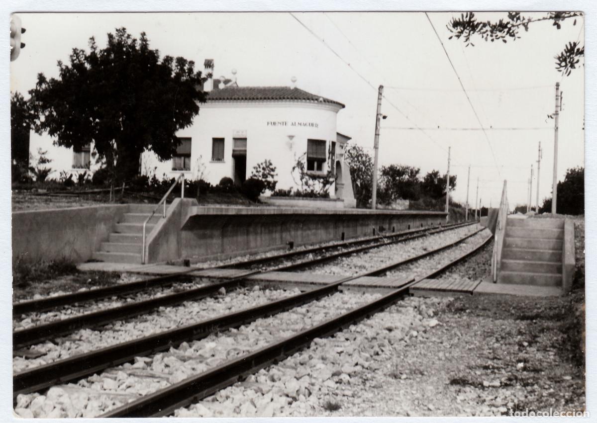 Fotografia antica: Estaci&oacute;n tren Font Almaguer, colonia Santa Ana, Benifaio, Val&egrave;ncia. Trenet. A&ntilde;os 60 vf