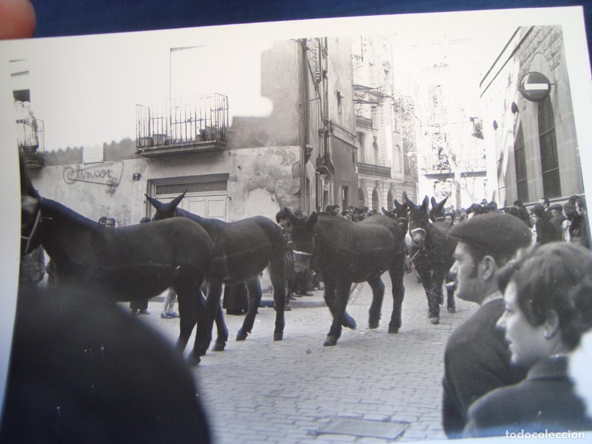 Fotograf&iacute;a antigua: ANTIGUA FOTOGRAFIA FIESTA ELS TONIS IGUALADA BARCELONA A&Ntilde;OS 60.