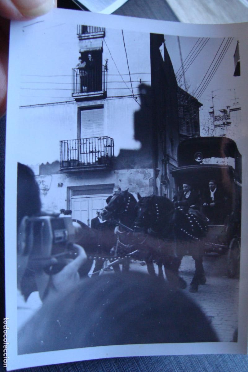 Fotograf&iacute;a antigua: ANTIGUA FOTOGRAFIA FIESTA ELS TONIS IGUALADA BARCELONA A&Ntilde;OS 60.