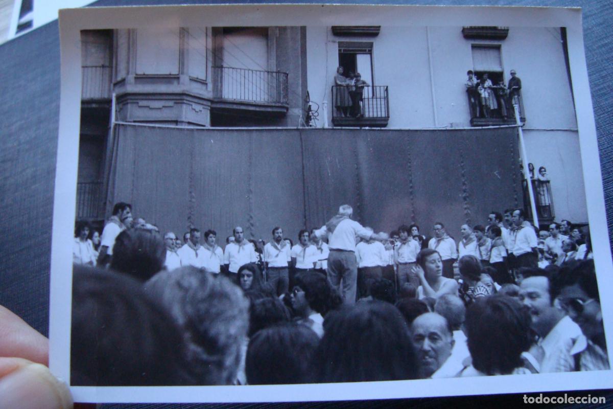 Fotograf&iacute;a antigua: ANTIGUA FOTOGRAFIA CORO MASCULINO FIESTA CASTELLERS IGUALADA BARCELONA A&Ntilde;OS 60.
