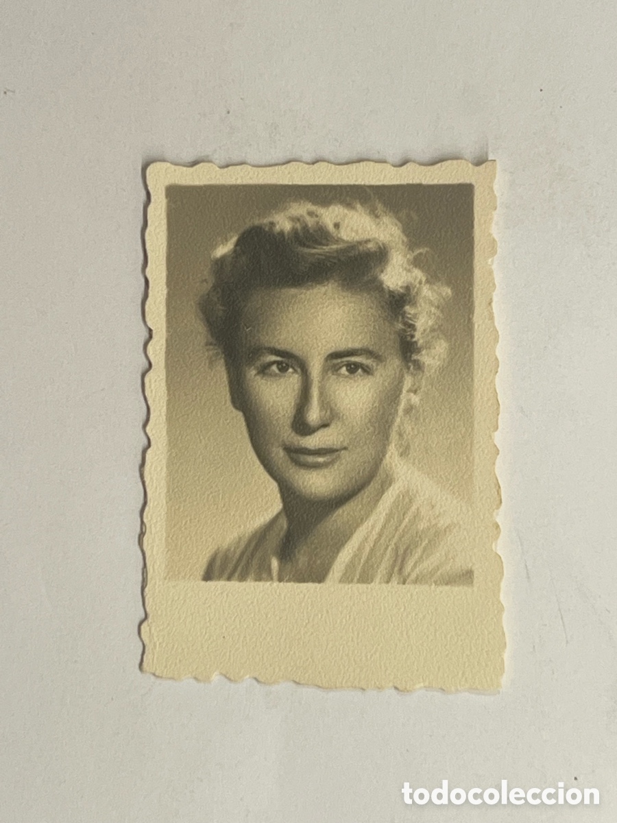 Fotografia antica: FOTOMATON. Fotograf&iacute;a de una joven Carmina.. (a.1953) Medidas: 3,5 x 5 cm.,