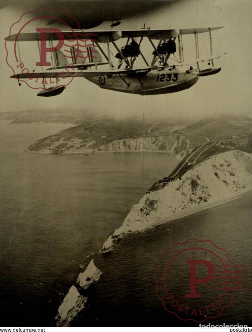 Fotograf&iacute;a antigua: UK REINO UNIDO ANGLETERRE WIDE WORLD PHOTOS PARIS AVION AVIATION 22*17CM
