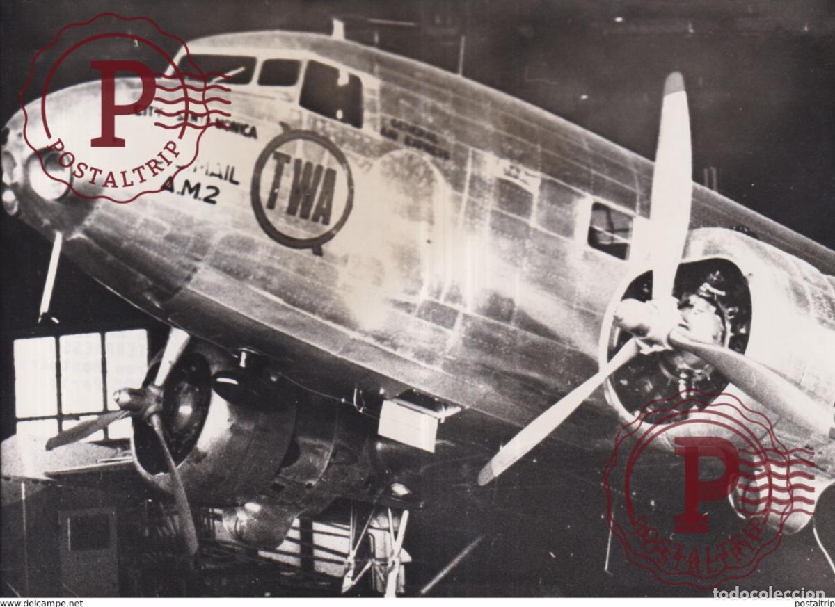 Fotograf&iacute;a antigua: L HISTOIRE DE LAVIATION LES ROUTES DU CIEL LE DOUGLAS DC 3 1977 20*15 CM AVIACION AVION PLANE