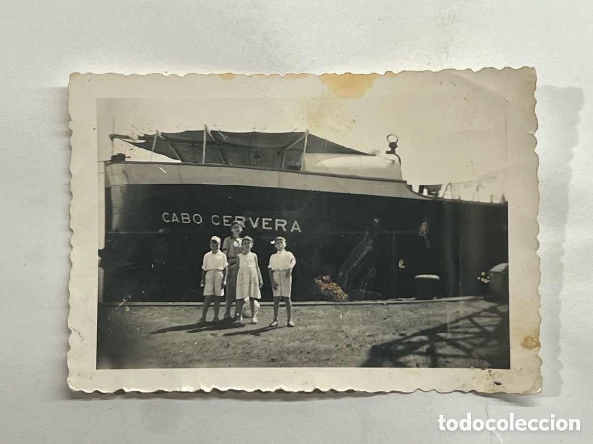 Fotograf&iacute;a antigua: VALENCIA. Fotograf&iacute;a antigua.. Puerto amarre del Barco Cabo Cervera.. Verano de 1950