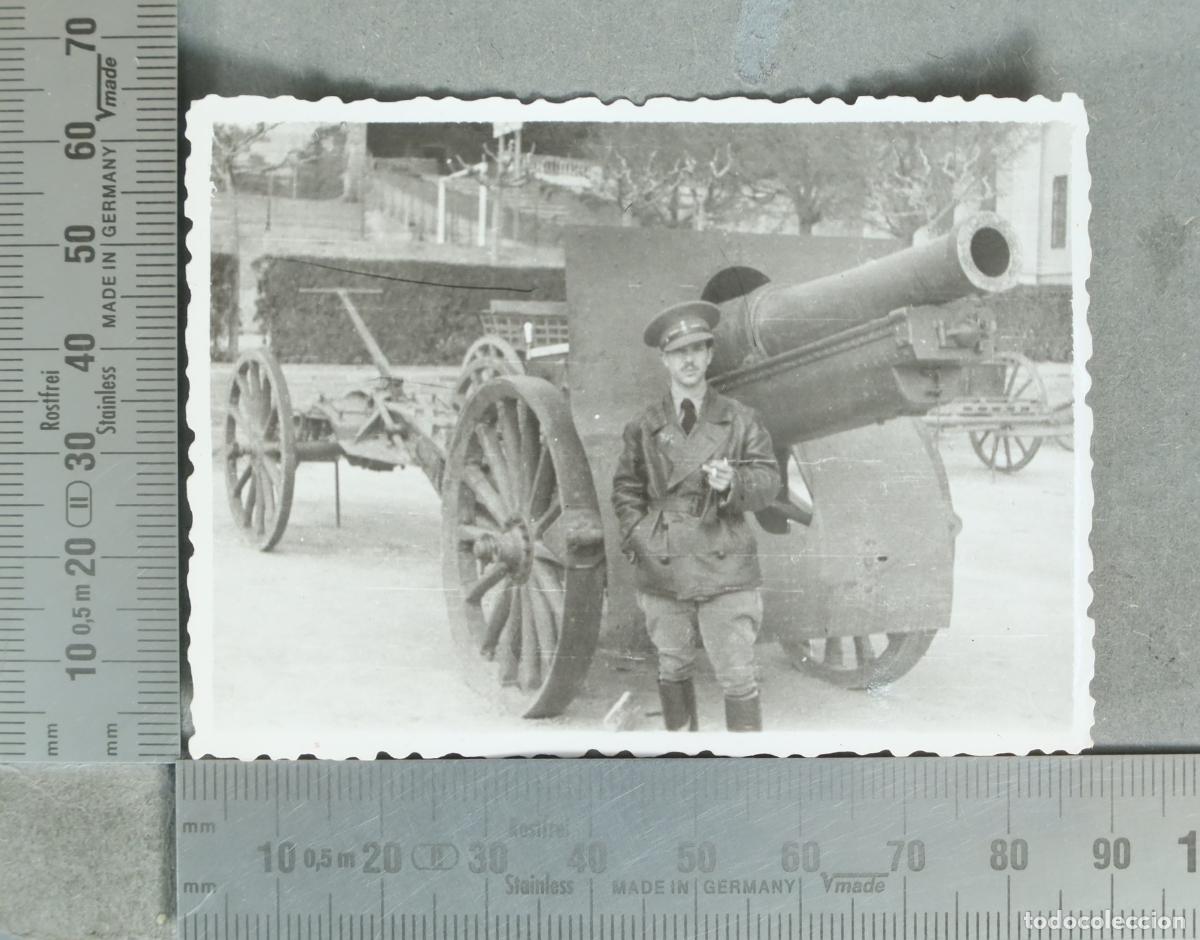Fotograf&iacute;a antigua: FOTOGRAFIA. Militar espa&ntilde;ol con ca&ntilde;on artilleria hacia 1930