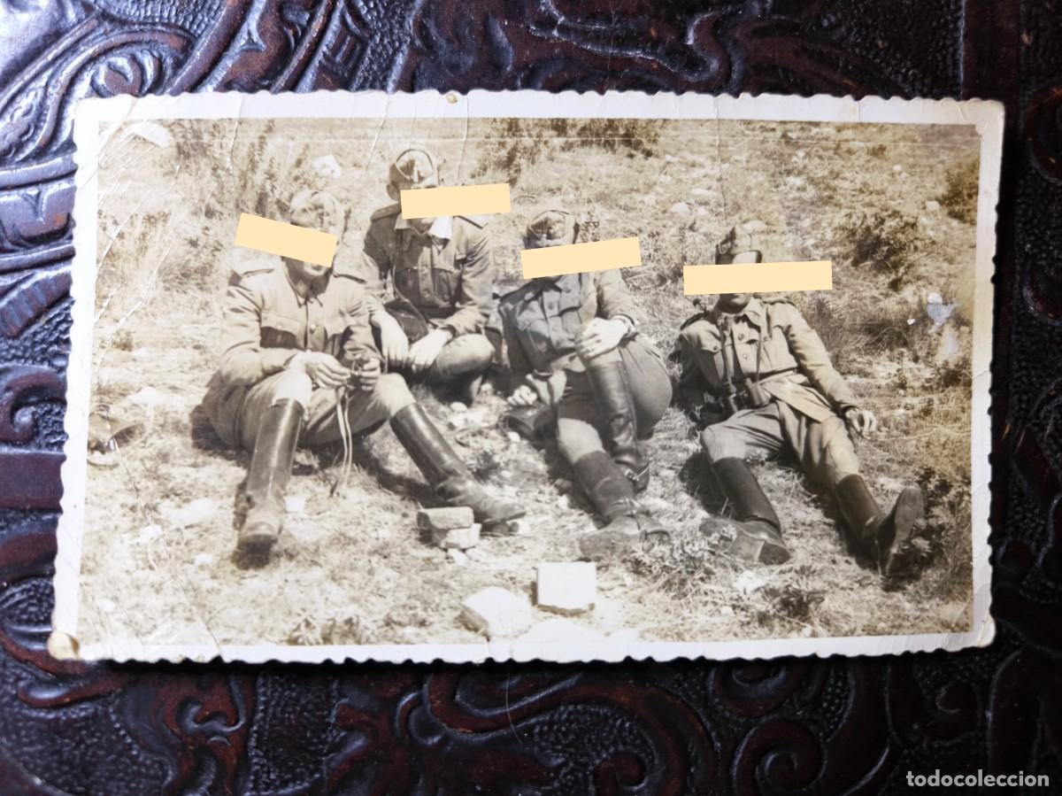 Fotograf&iacute;a antigua: Antigua fotograf&iacute;a militar. Figueras. A&ntilde;o 1947
