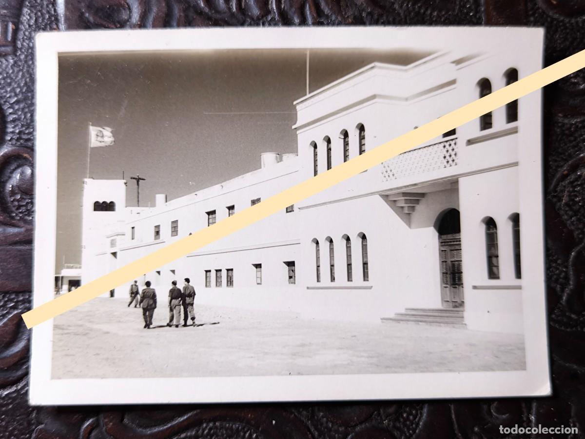 Fotograf&iacute;a antigua: Antigua fotograf&iacute;a. Fachada principal del fuerte de Cabo Juby, S&aacute;hara espa&ntilde;ol. A&ntilde;os 50