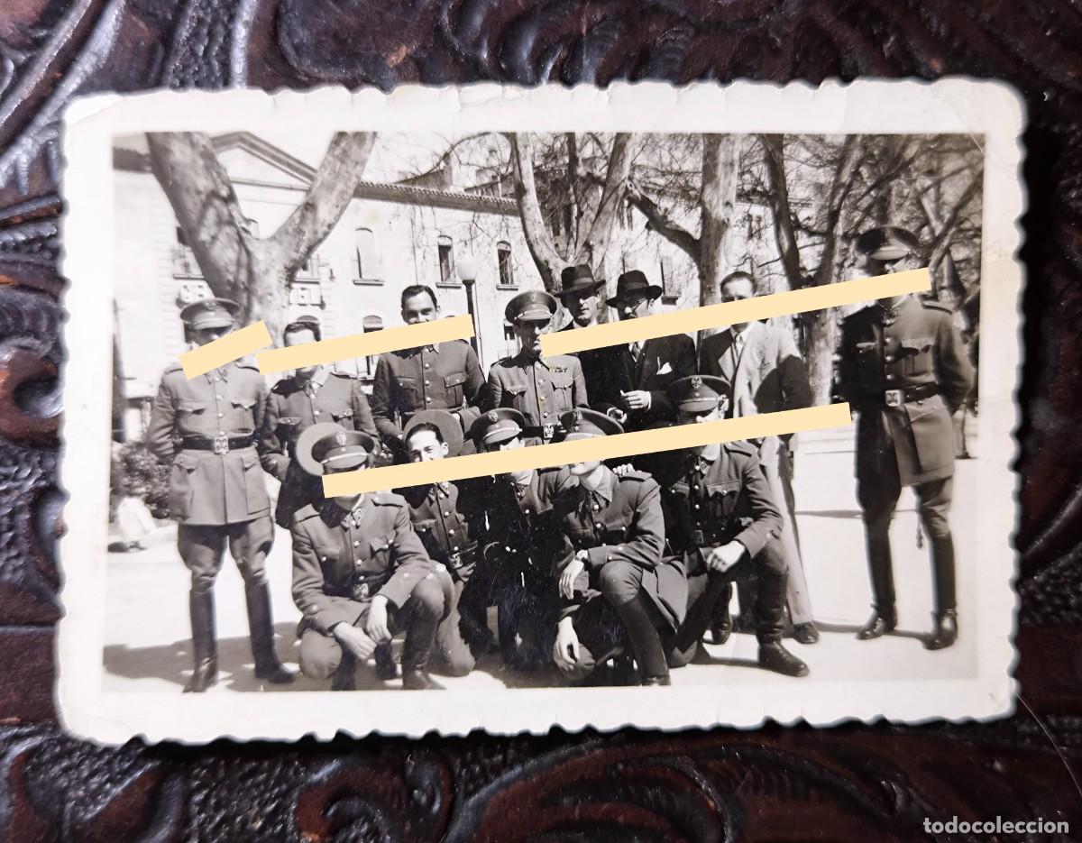 Fotograf&iacute;a antigua: Antigua fotograf&iacute;a militar. Figueras Girona. A&ntilde;os 40.