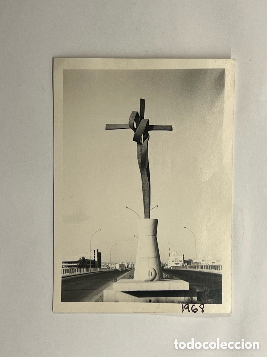 Fotograf&iacute;a antigua: SILLA (Valencia) Fotograf&iacute;a Cruz de Termino. Pista de Silla. Enero de 1968