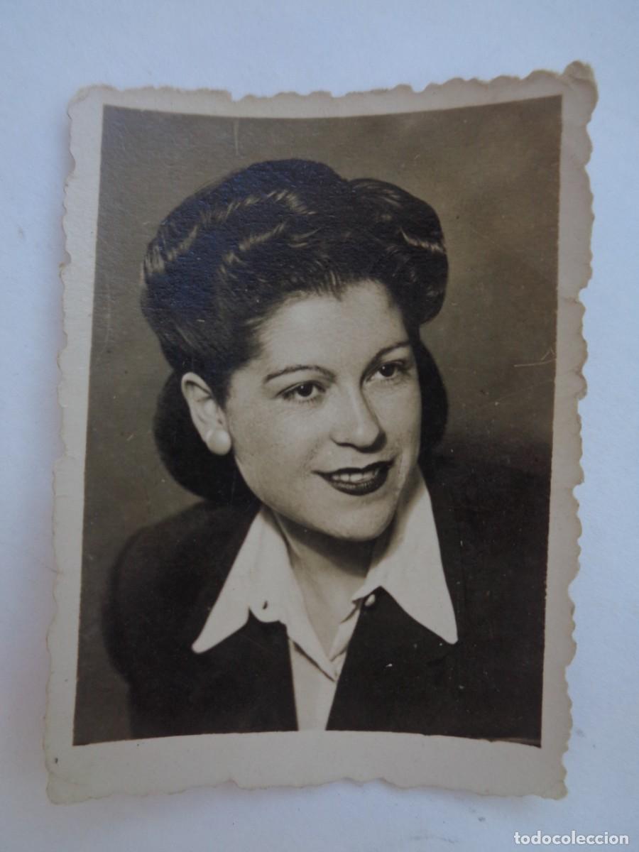 Fotografia antica: PRECIOSA FOTO DE ESTUDIO DE SE&Ntilde;ORITA A&Ntilde;OS 40. DE AKRON , SEVILLA