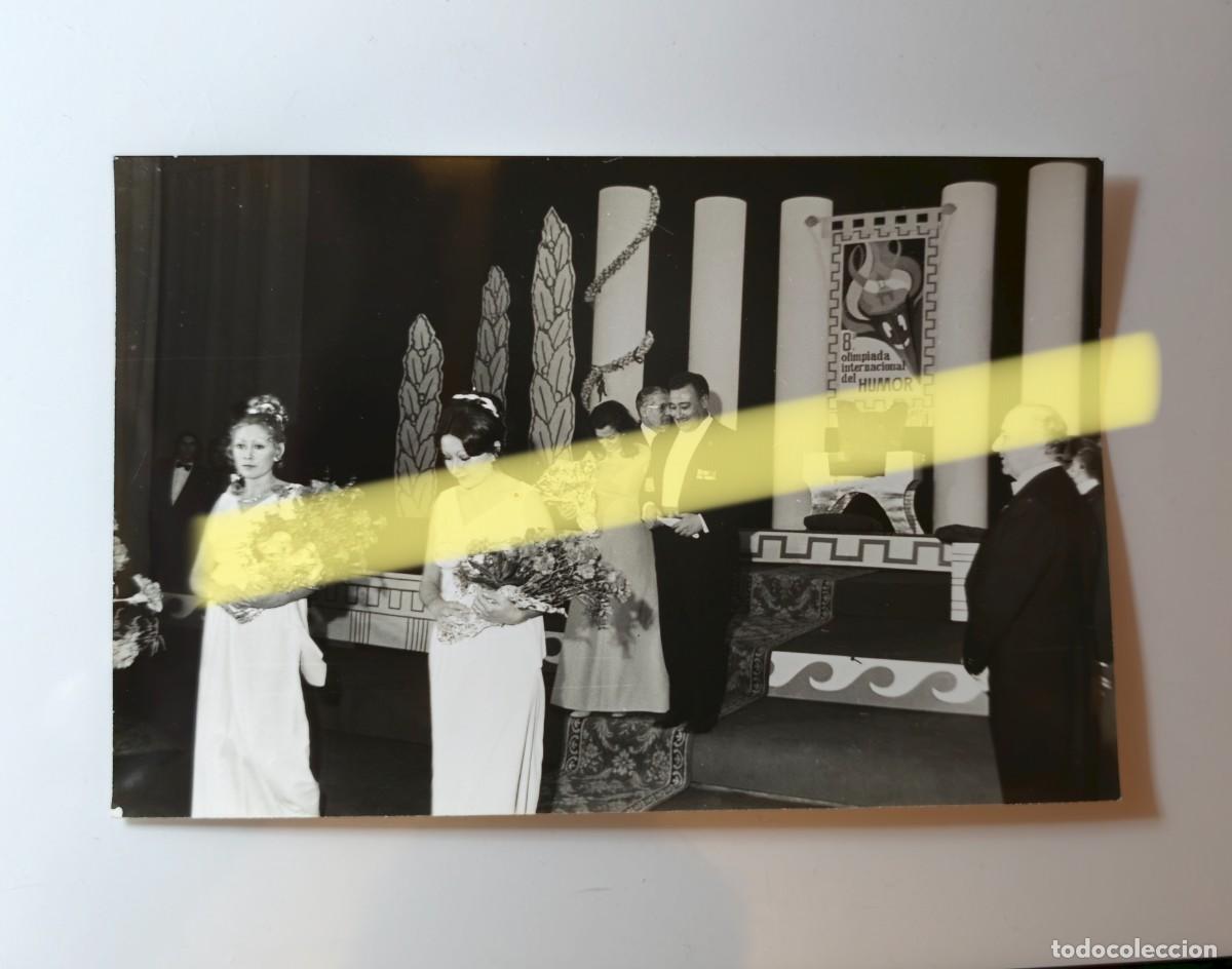 Fotograf&iacute;a antigua: Antigua fotograf&iacute;a. 8.&ordf; Olimpiada Internacional del Humor con Rita Barber&aacute;. Valencia. A&ntilde;o 1973