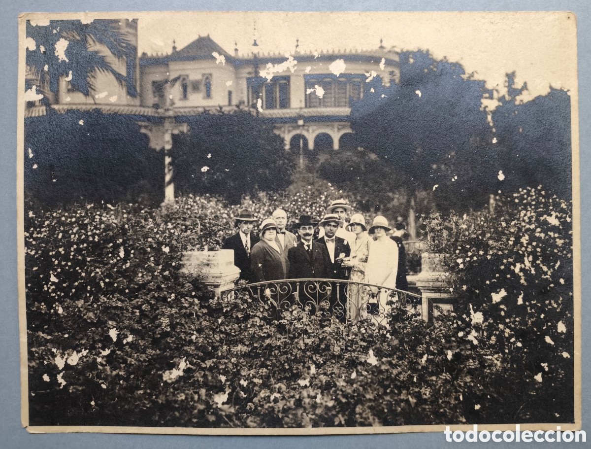 Fotograf&iacute;a antigua: SEVILLA FOTOGRAF&Iacute;A RETRATO GRUPAL PARQUE DE MARIA LUISA FOT&Oacute;GRAFO DUBOIS 1929