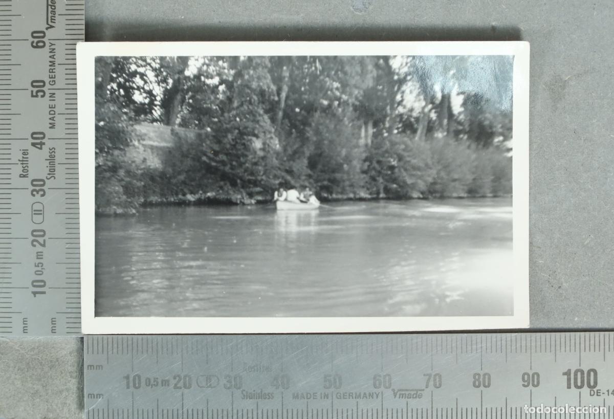 Fotograf&iacute;a antigua: FOTOGRAFIA. Paseo en barca por el rio hacia 1930