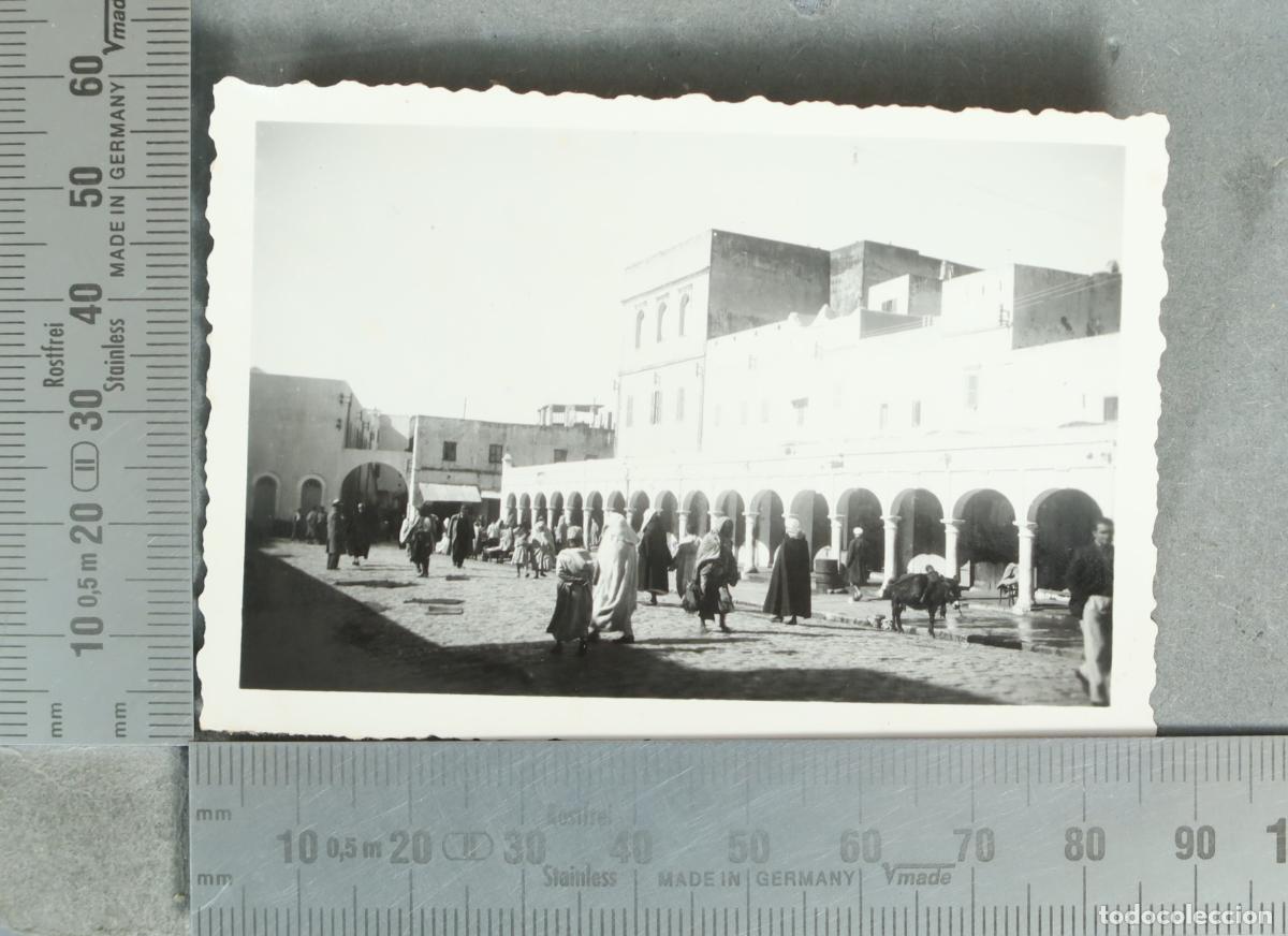 Fotograf&iacute;a antigua: FOTOGRAFIA. Larache - Barrio Moro, Plaza del Mercado 1936